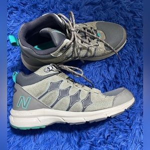 New Balance Women's Gray Walking Sneakers with Teal Accents
